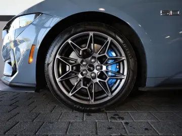 Mustang 5.0 Ti-VCT V8 GT ACC SHZ LHZ RFK TTW R19