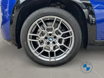 XM 50e Autobahnassistent AHK Sitzlüft. H K HUD