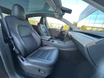 Tesla Model Y Performance Dual Motor AWD 2022