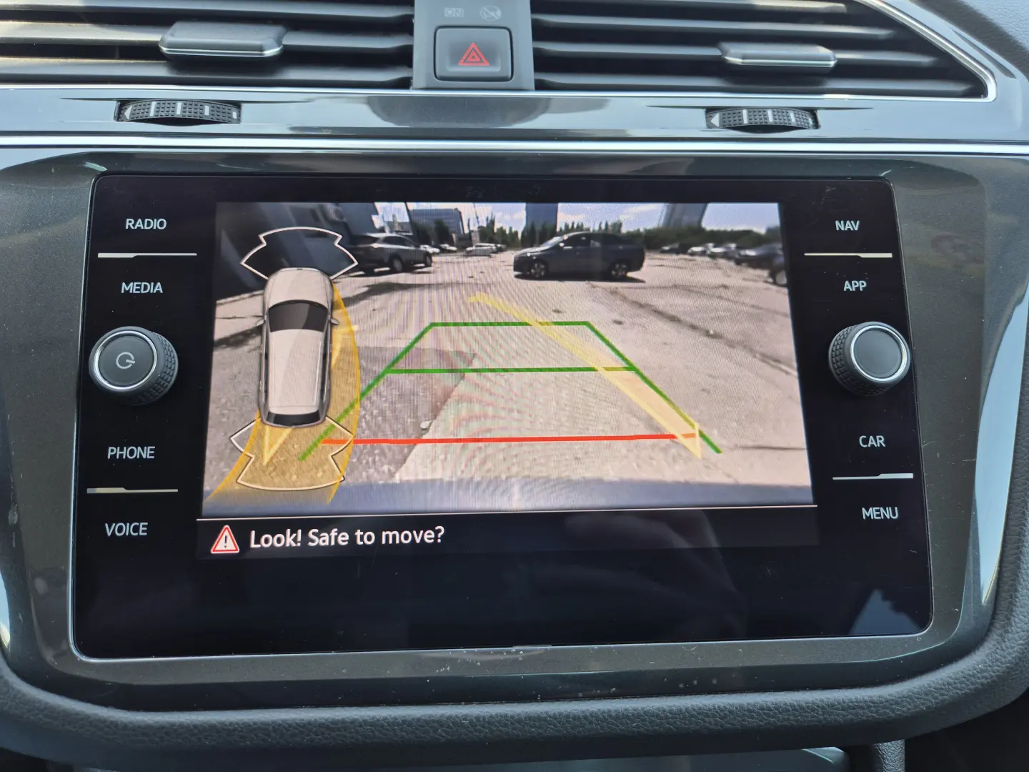 Volkswagen Tiguan 2.0 TDI 150 CP DSG Life 2022