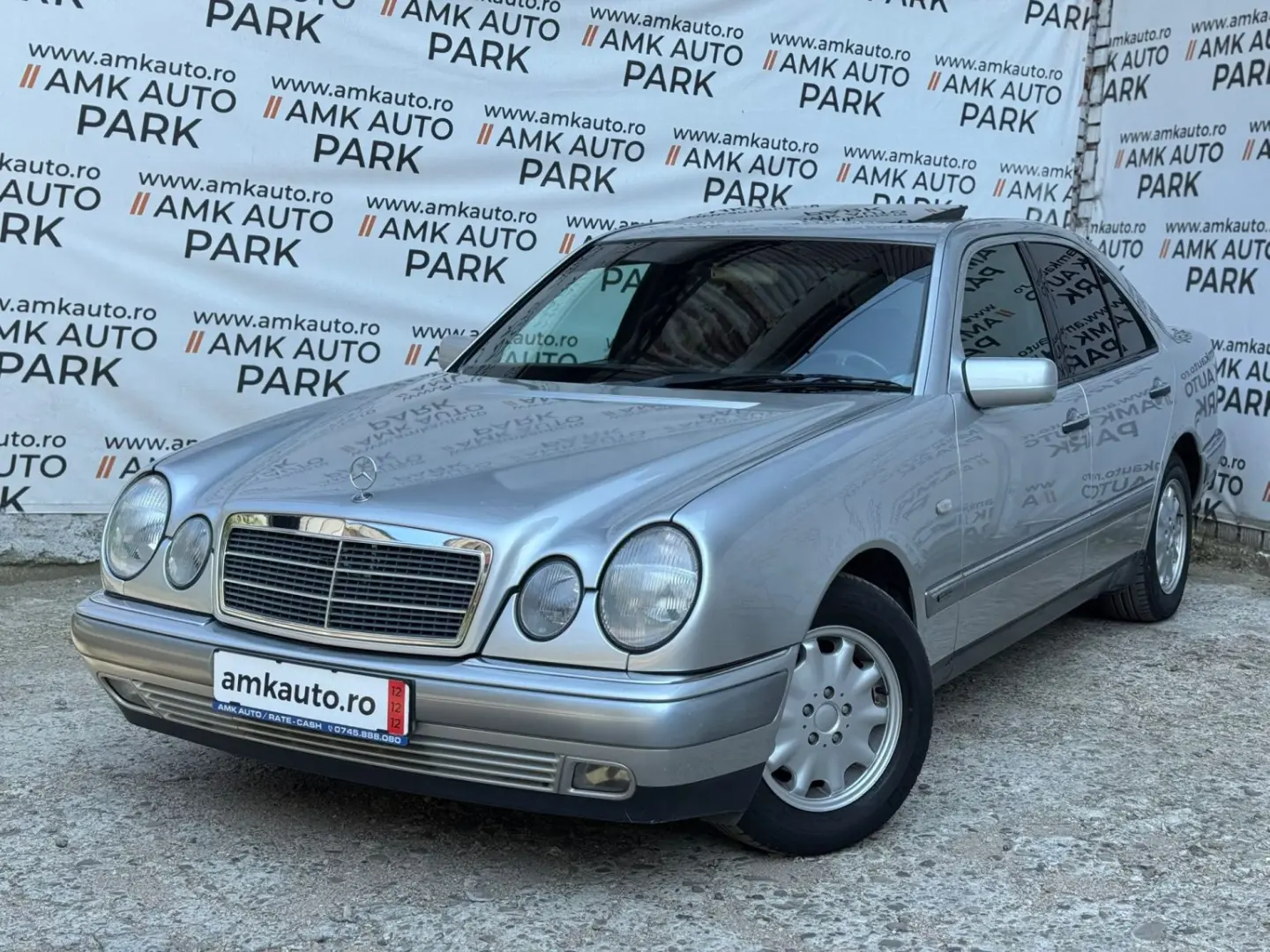 Mercedes E200 – 1998