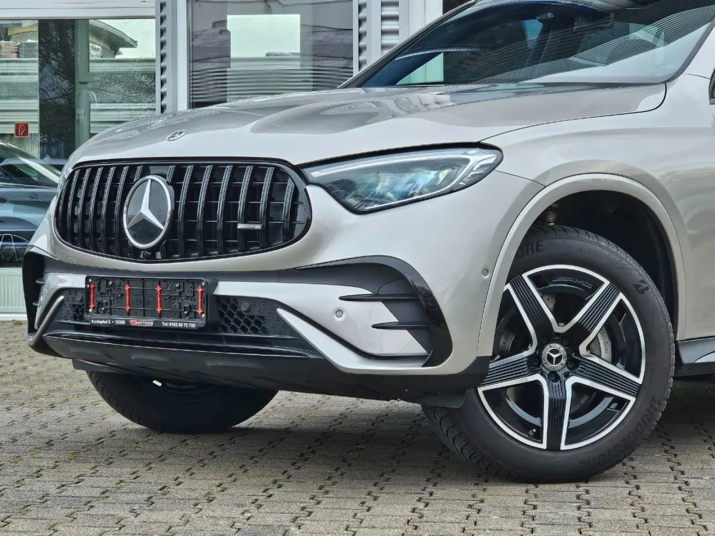 GLC 300 e 4Matic FINAL EDITION AMG PAKET MBUX