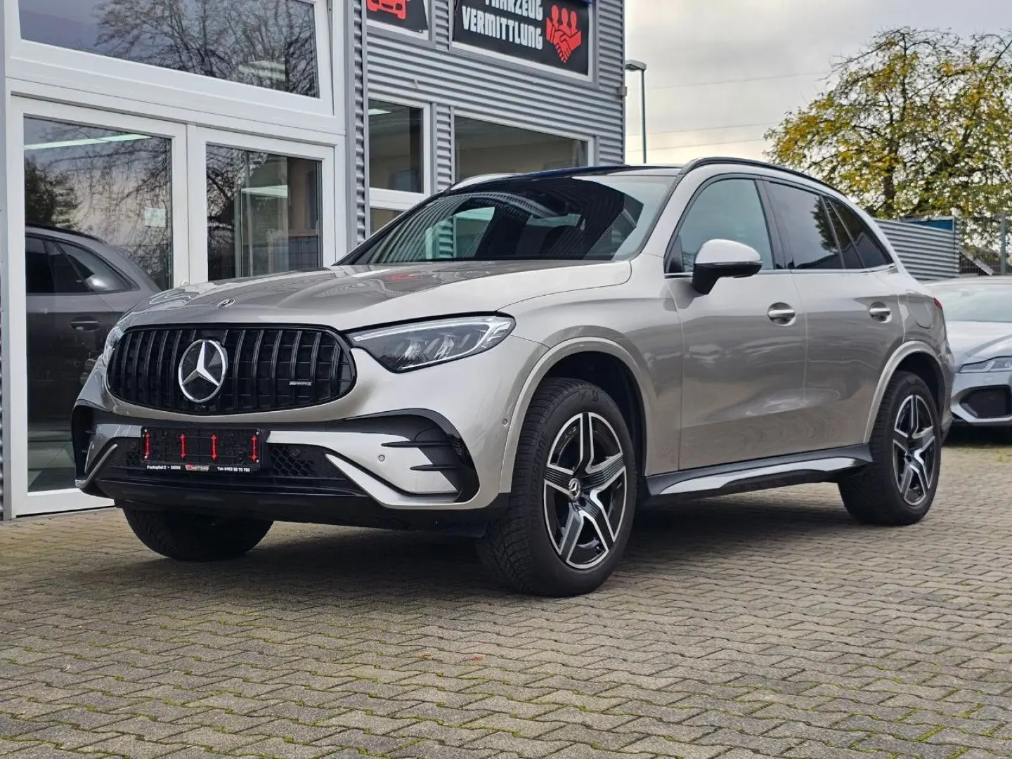 GLC 300 e 4Matic FINAL EDITION AMG PAKET MBUX