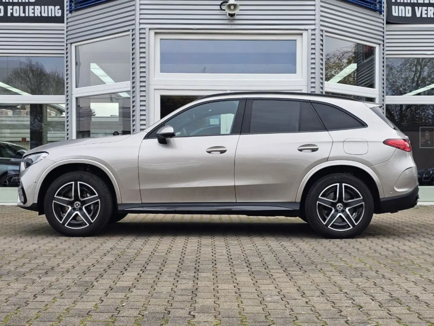 GLC 300 e 4Matic FINAL EDITION AMG PAKET MBUX