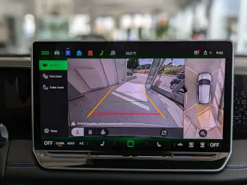 Tiguan 2.0TDI R-Line 4M Pano H K AHK Matrix 20