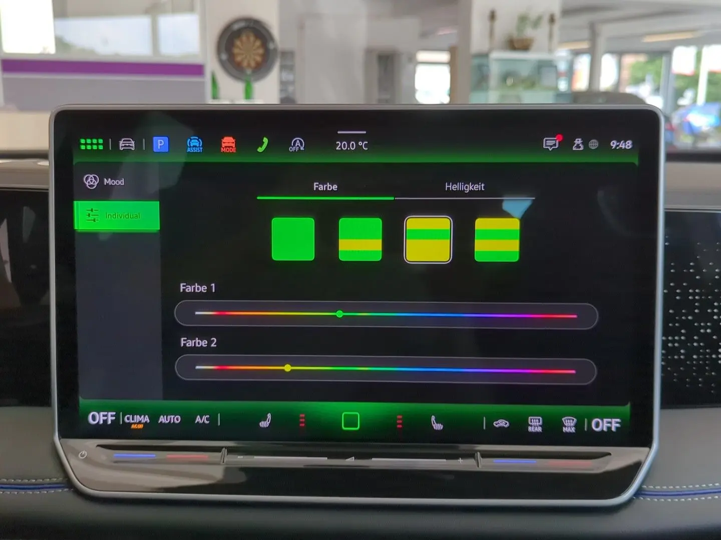 Tiguan 2.0TDI R-Line 4M Pano H K AHK Matrix 20