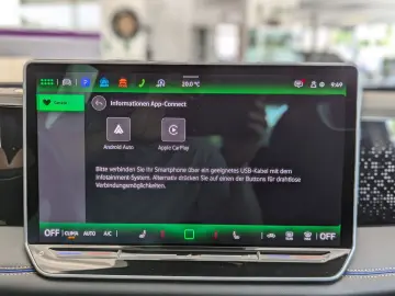 Tiguan 2.0TDI R-Line 4M Pano H K AHK Matrix 20