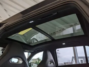 Tiguan 2.0TDI R-Line 4M Pano H K AHK Matrix 20