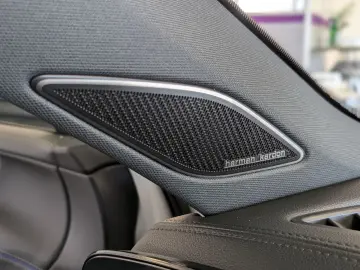 Tiguan 2.0TDI R-Line 4M Pano H K AHK Matrix 20