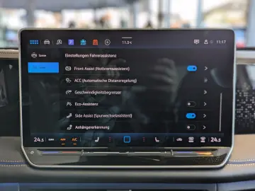 Tiguan 2.0TDI R-Line 4M Pano H K AHK Matrix 20