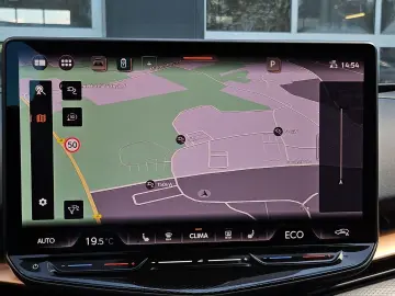 Tavascan VZ 4D 250 kW LED Navi RüKa DCC Pano ACC