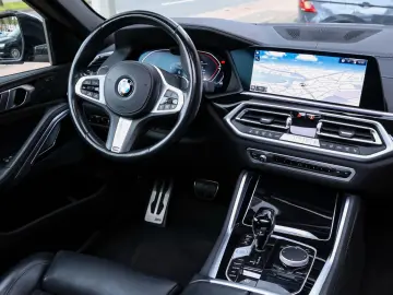 X6 xDrive 30 d M Sport   PANO-360 -SPUR-AMBIENTE