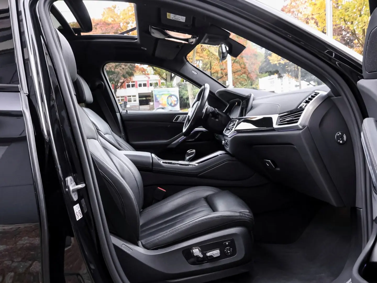 X6 xDrive 30 d M Sport   PANO-360 -SPUR-AMBIENTE