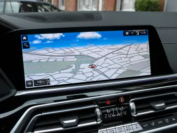 X6 xDrive 30 d M Sport   PANO-360 -SPUR-AMBIENTE