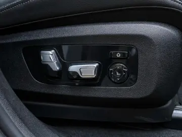 X6 xDrive 30 d M Sport   PANO-360 -SPUR-AMBIENTE