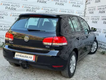 Volkswagen Golf - 2011