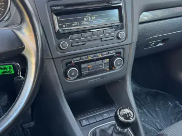 Volkswagen Golf - 2011