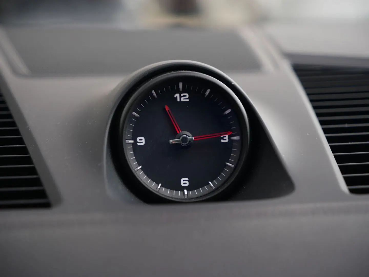 CAYENNE PLATINUM-PANO-LUFTF.-HEAD UP-BOSE-21 RS