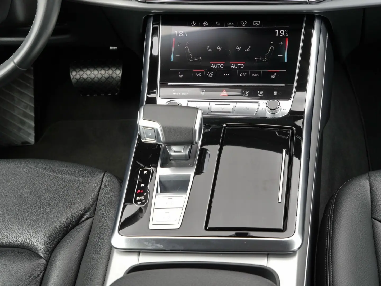 Q7 50 TDI qu. S-Line 21Z Stand HuD Air LED Navi