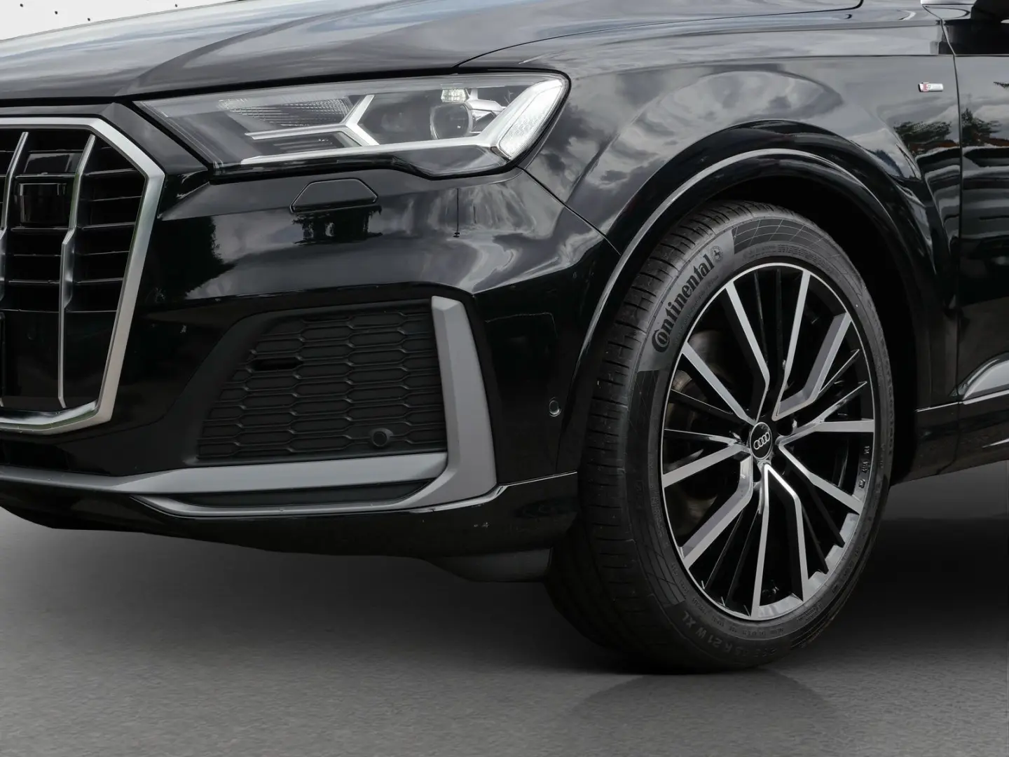 Q7 50 TDI qu. S-Line 21Z Stand HuD Air LED Navi