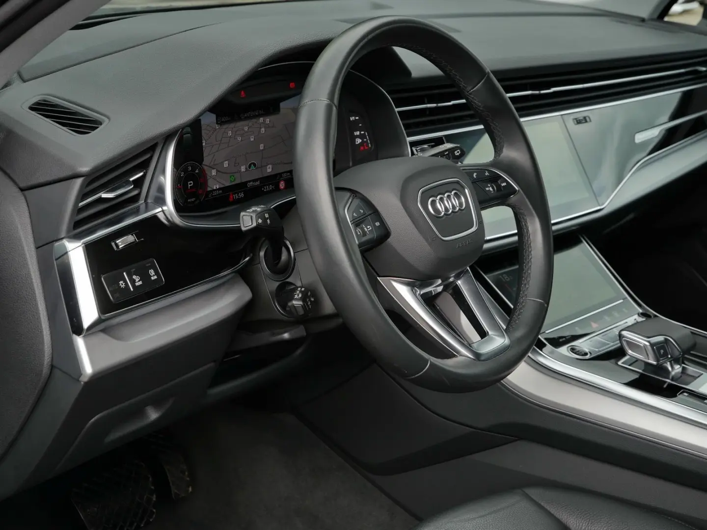 Q7 50 TDI qu. S-Line 21Z Stand HuD Air LED Navi