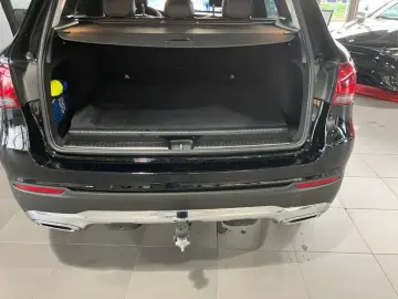 GLC 300 de 4M AHK DISTRONIC KEYLESS Memory-P LED