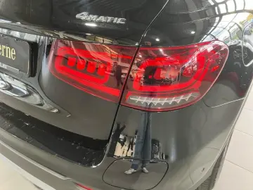 GLC 300 de 4M AHK DISTRONIC KEYLESS Memory-P LED