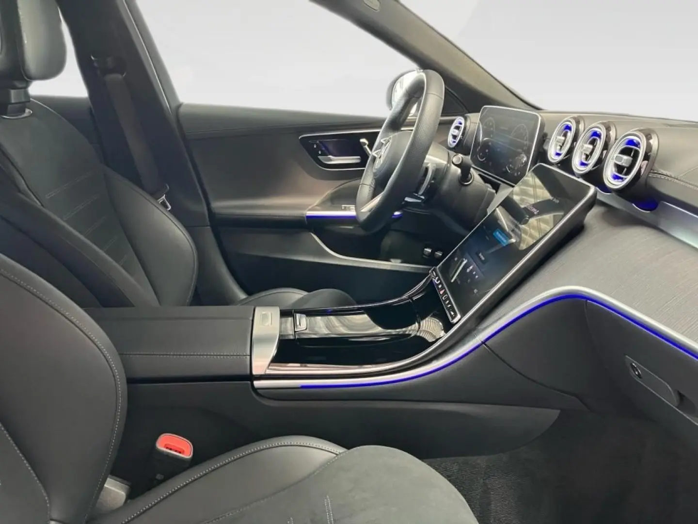 C 400 e 4M AMG-Line Night DISTRON DIGITAL-LIGHT