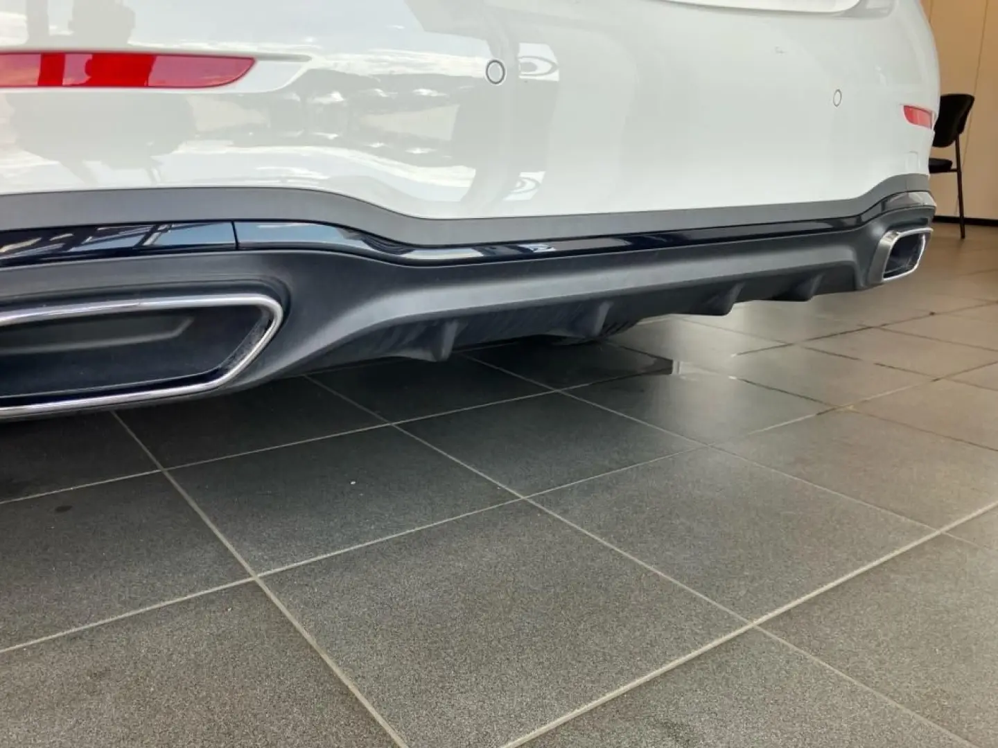 C 400 e 4M AMG-Line Night DISTRON DIGITAL-LIGHT