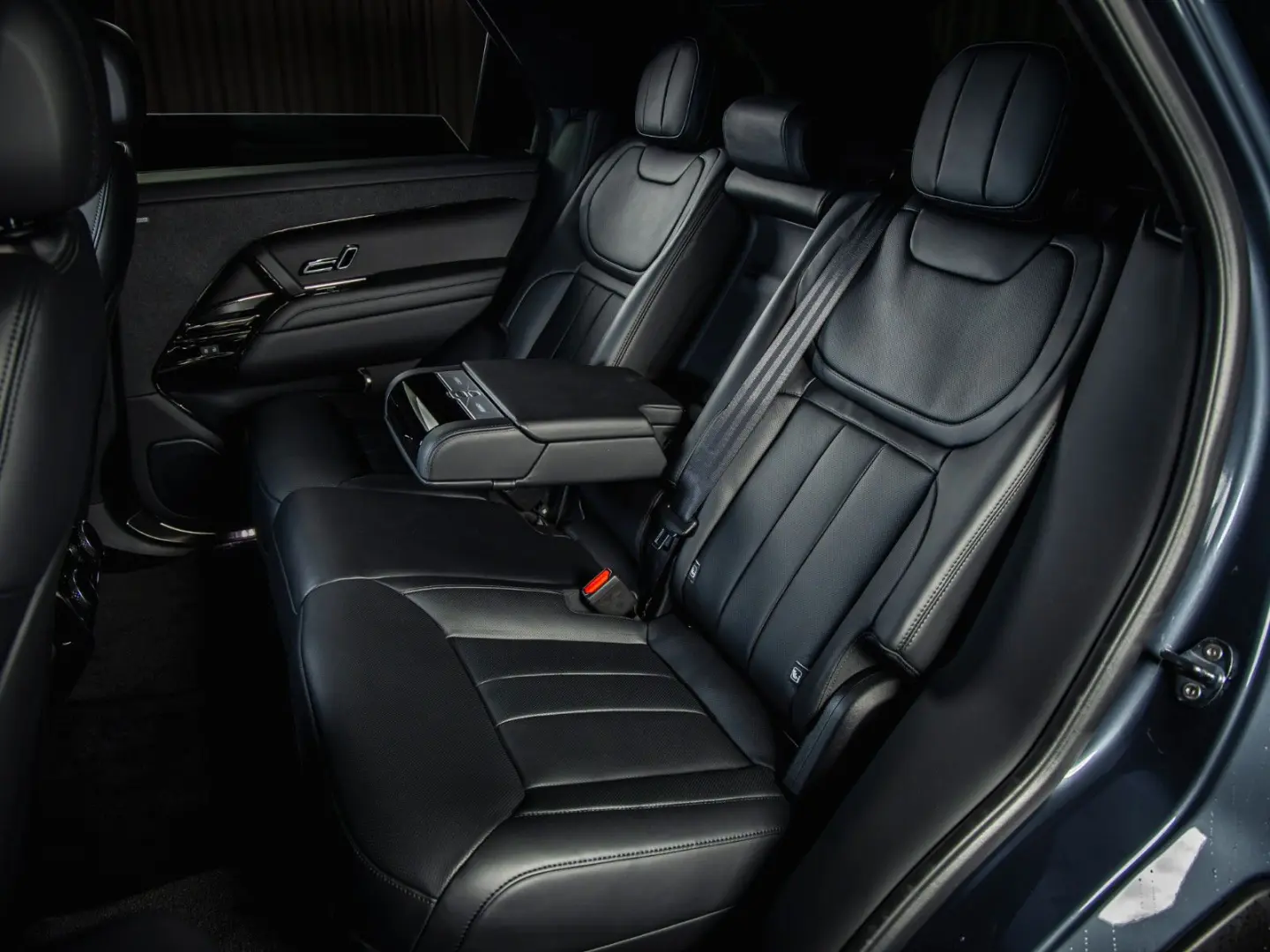 Range Rover Sport P550e Autobio  Dynamic  22-way