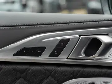 M8 Cabrio Comp.CARBON.KERAMIK.B&W.LASER.1 OF 1!!