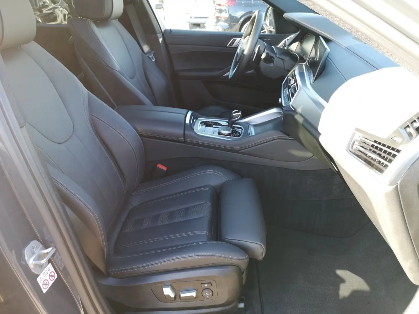 X6 xDrive 40i M Sport LASER LEDER NAVI PANO PDC