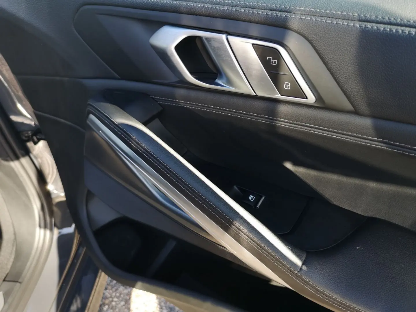 X6 xDrive 40i M Sport LASER LEDER NAVI PANO PDC