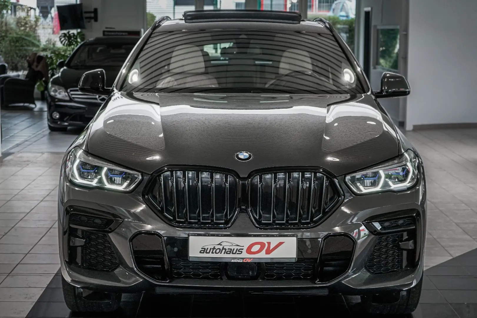 X6 30xd M Sport Individual 3xTV Iconic H&K Pano