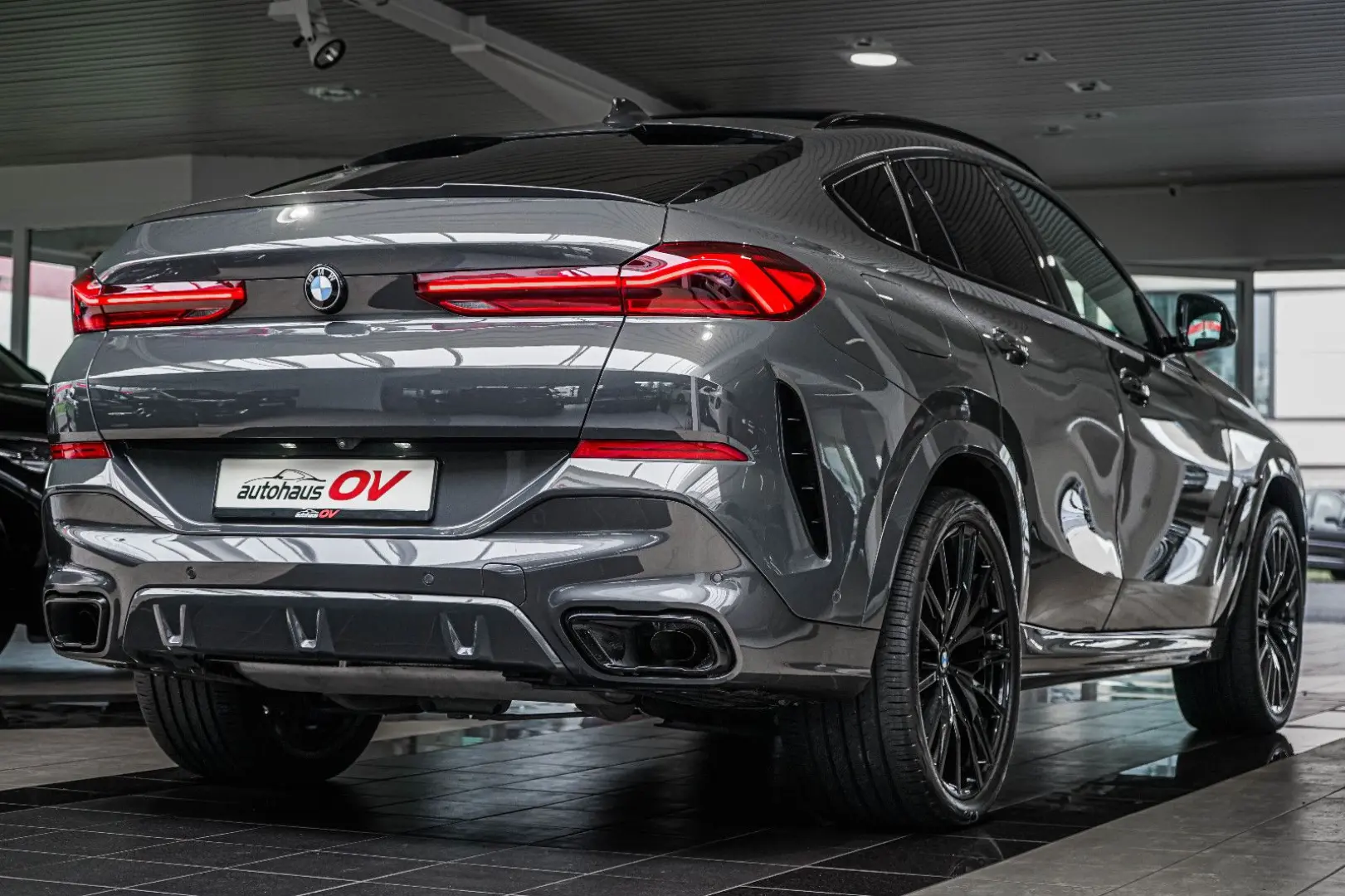 X6 30xd M Sport Individual 3xTV Iconic H&K Pano