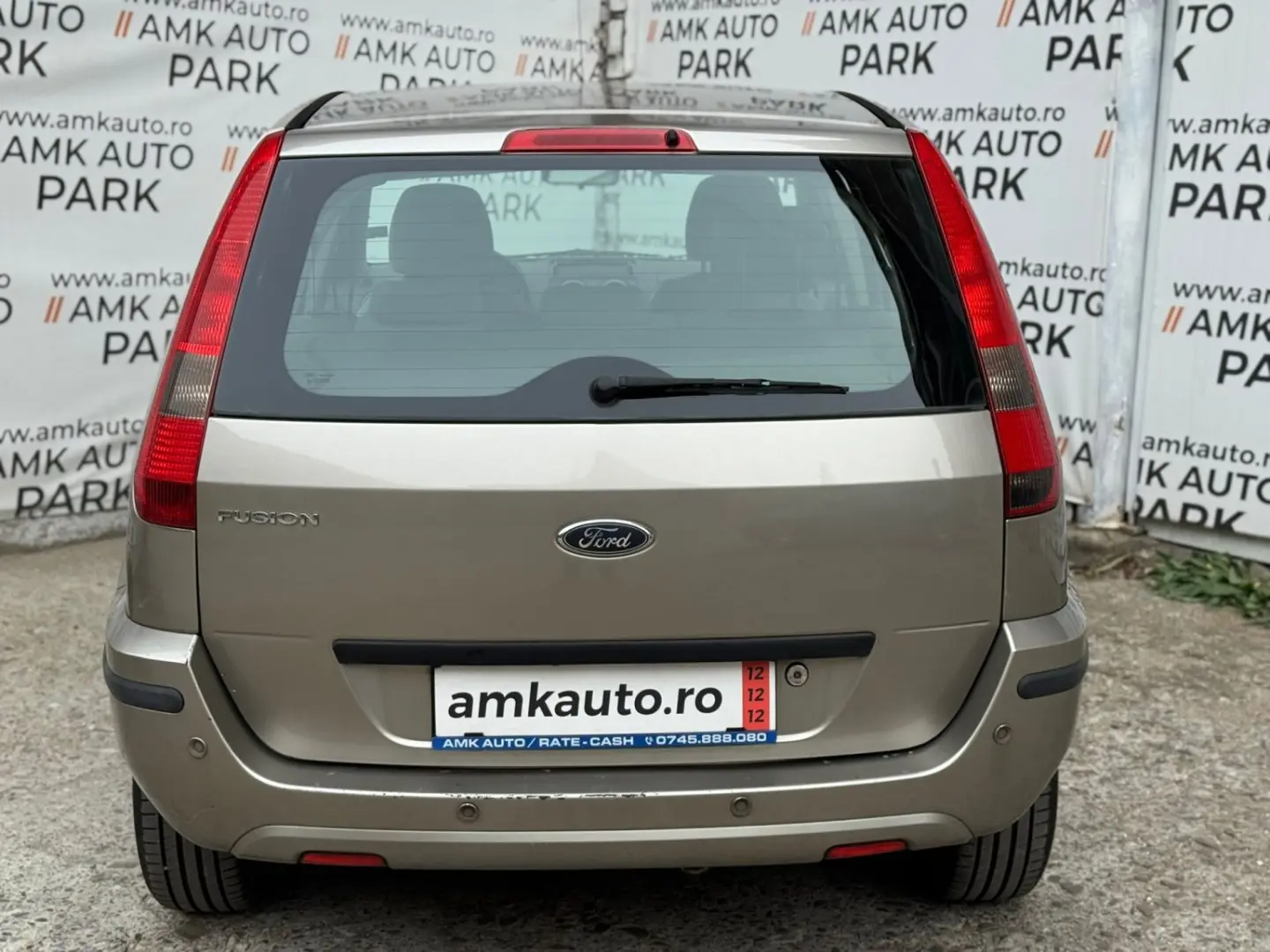 Ford Fusion –  2003