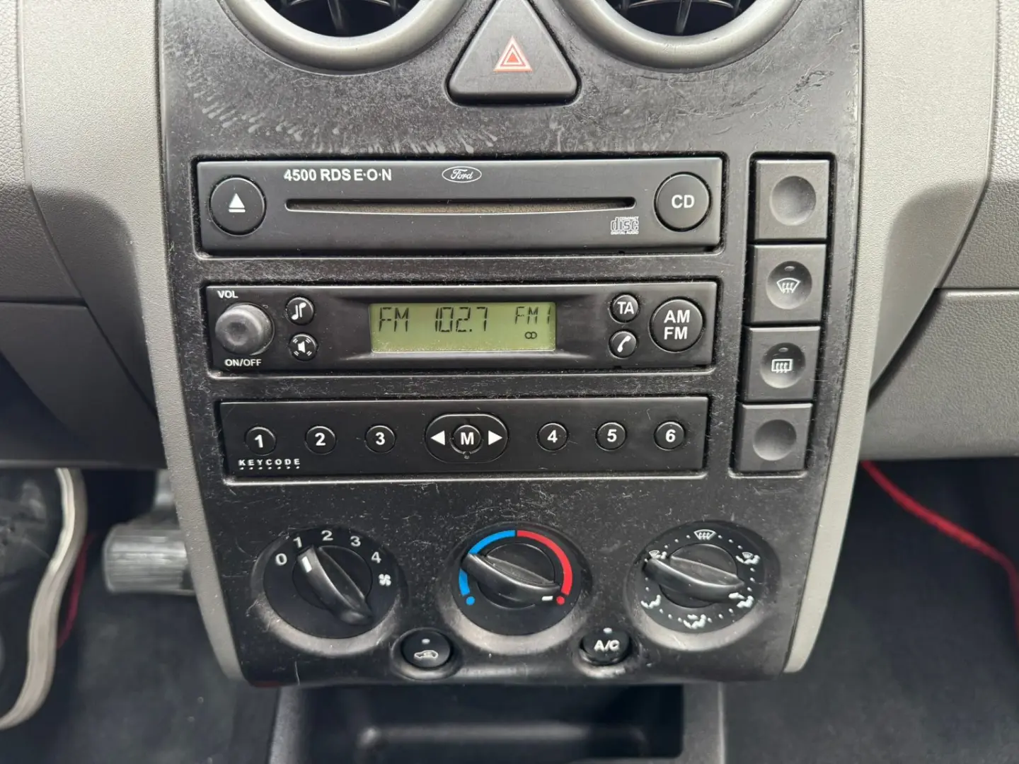 Ford Fusion –  2003