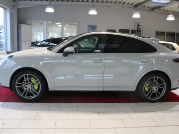 Cayenne Coupe E-Hybrid Platinum Edition  CHRONO