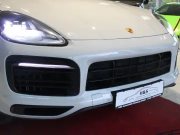 Cayenne Coupe E-Hybrid Platinum Edition  CHRONO