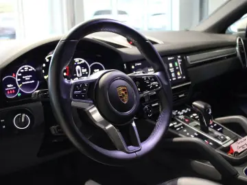 Cayenne Coupe E-Hybrid Platinum Edition  CHRONO