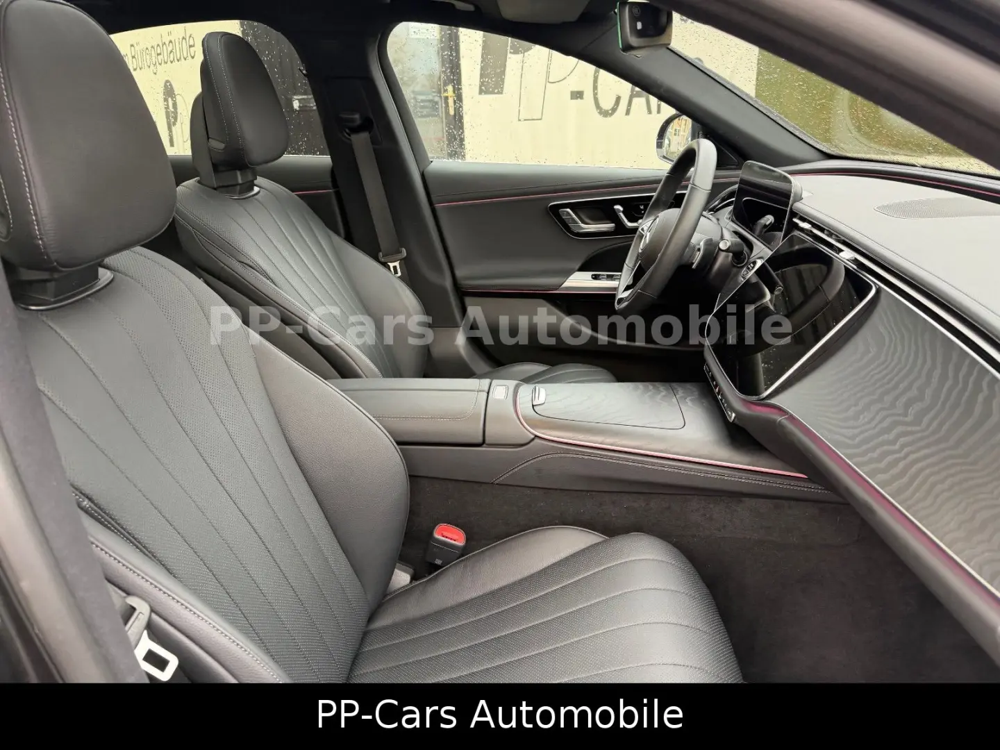 E 450 d 4M AVA PANO LEDER Distronic DL 360  MY25