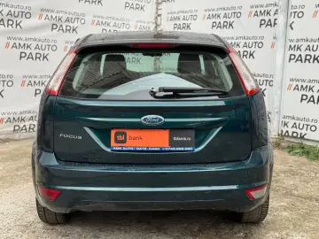 Ford Focus –  2008