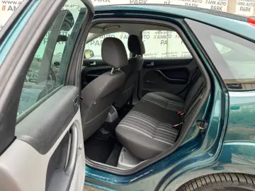 Ford Focus –  2008