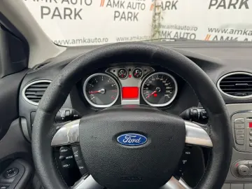 Ford Focus –  2008