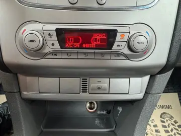 Ford Focus –  2008