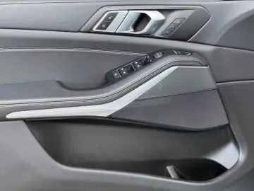 X5 xDrive 30 d M Sport 30d Sport Leder Rückfahrk