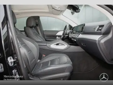 GLE 53 4M  Coupe Distr Pano 360  Burm Stand