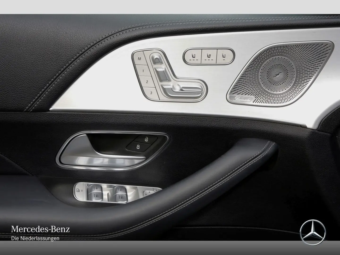 GLE 53 4M  Coupe Distr Pano 360  Burm Stand