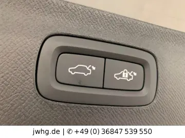 XC90 Core AWD LED Navi Leder 19  Kam 4xSiHz ACC