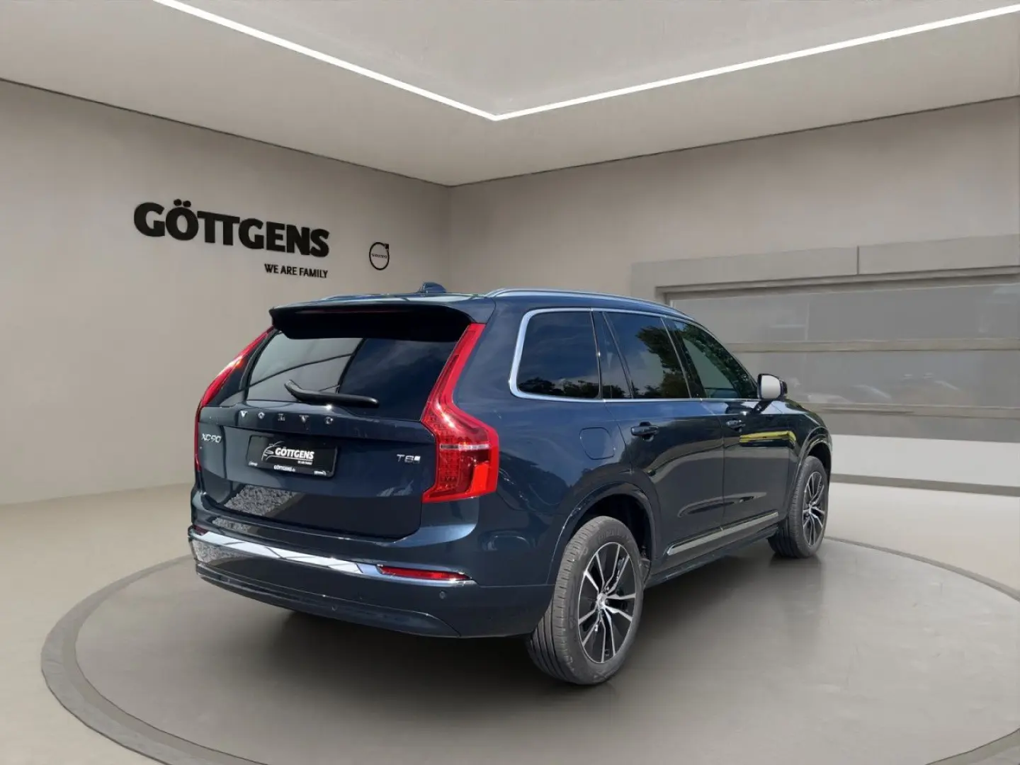 XC90 T8 AWD Plug-in Core Bright LED NAVI KAMERA